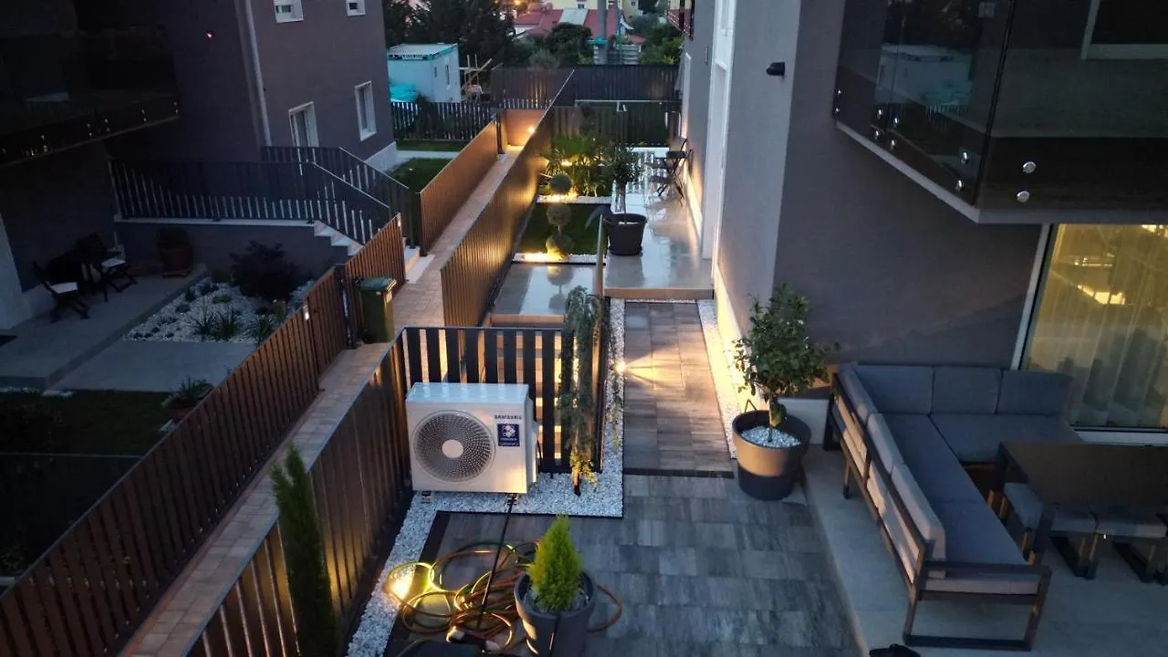波雷奇A&A1 A&A2公寓 波雷奇
